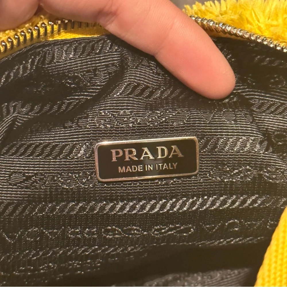 Prada Terry 2000 Re Edition Yellow - Picture 14 of 15